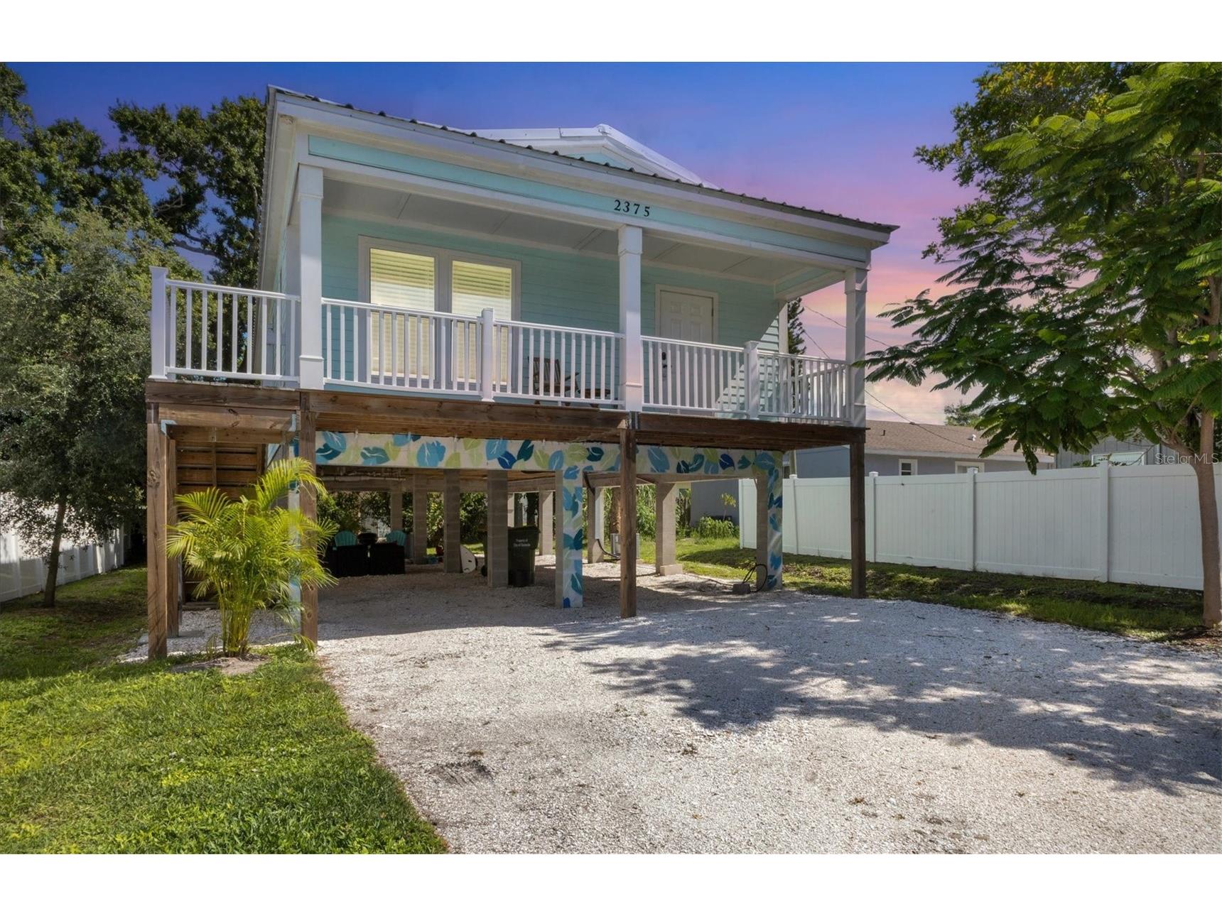 2375 Bahia Vista Street Sarasota FL 34239 A4662778 image1