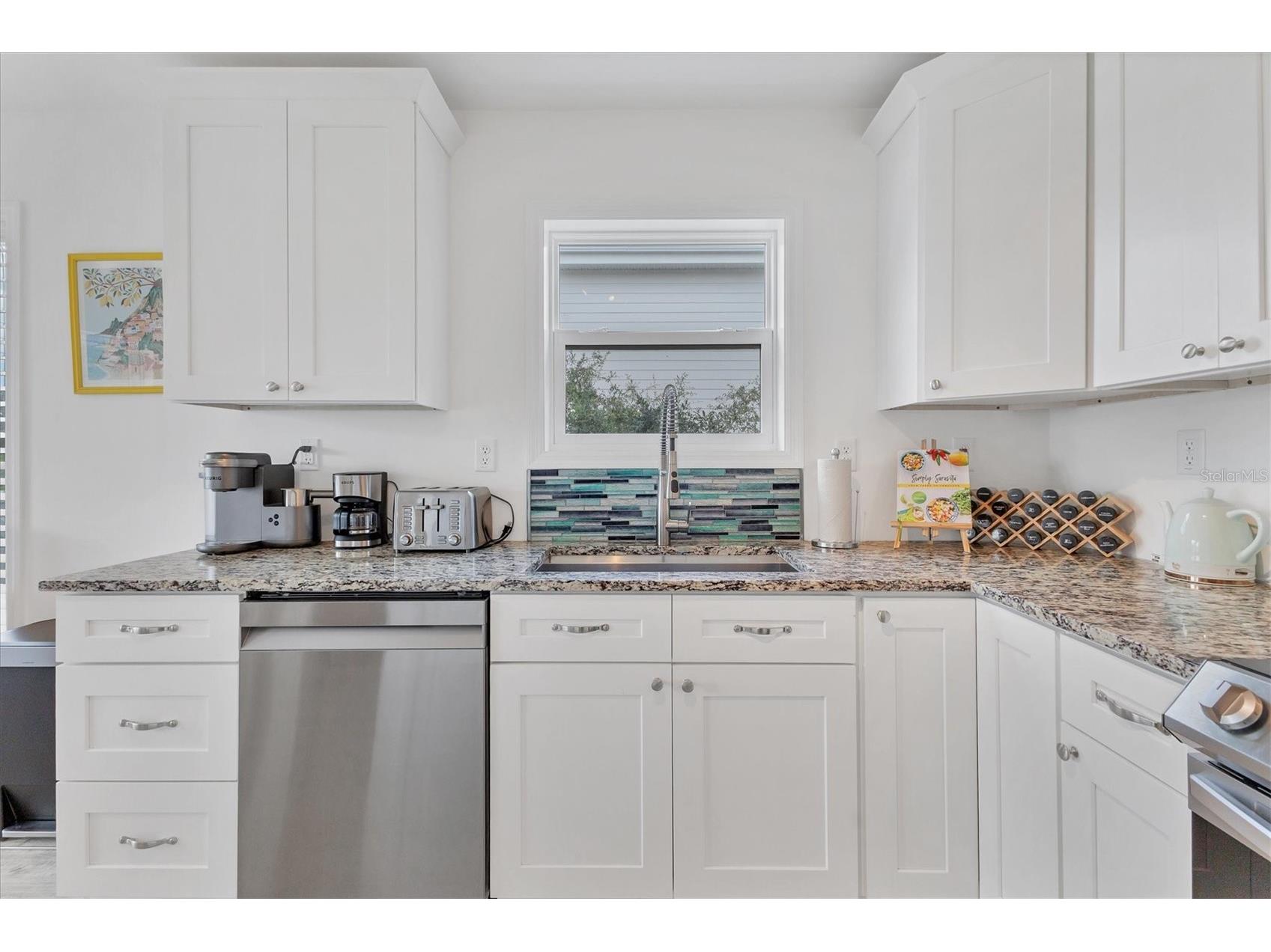 2375 Bahia Vista Street Sarasota FL 34239 A4662778 image20