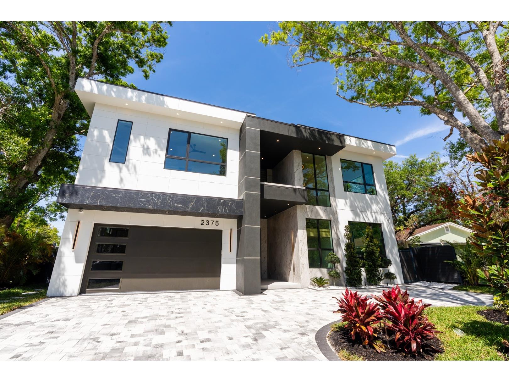 2375 Floyd Street Sarasota FL 34239 A4667588 image1