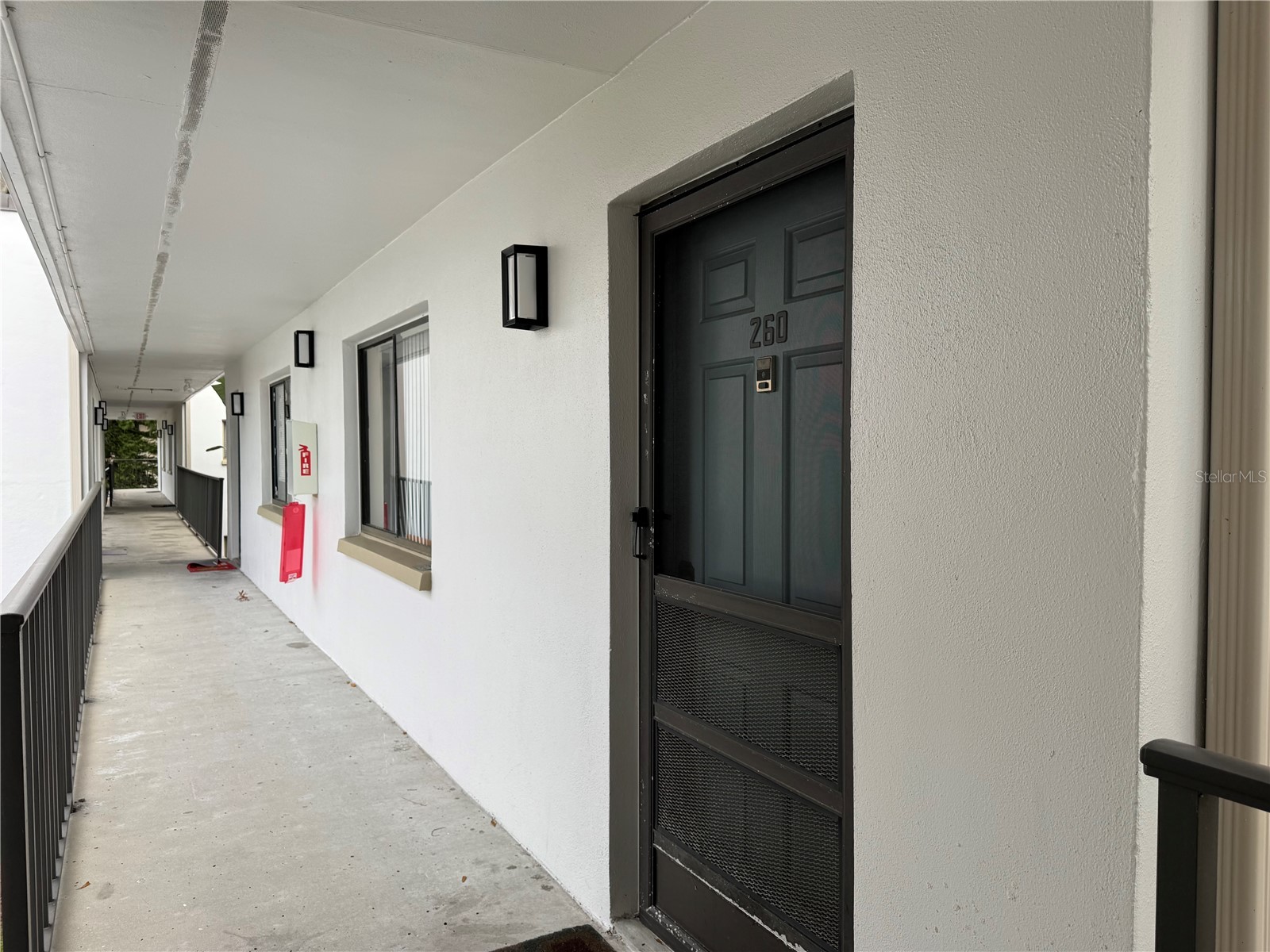 2375 Fox Chase Boulevard #260 Palm Harbor FL 34683 W7878017 image1