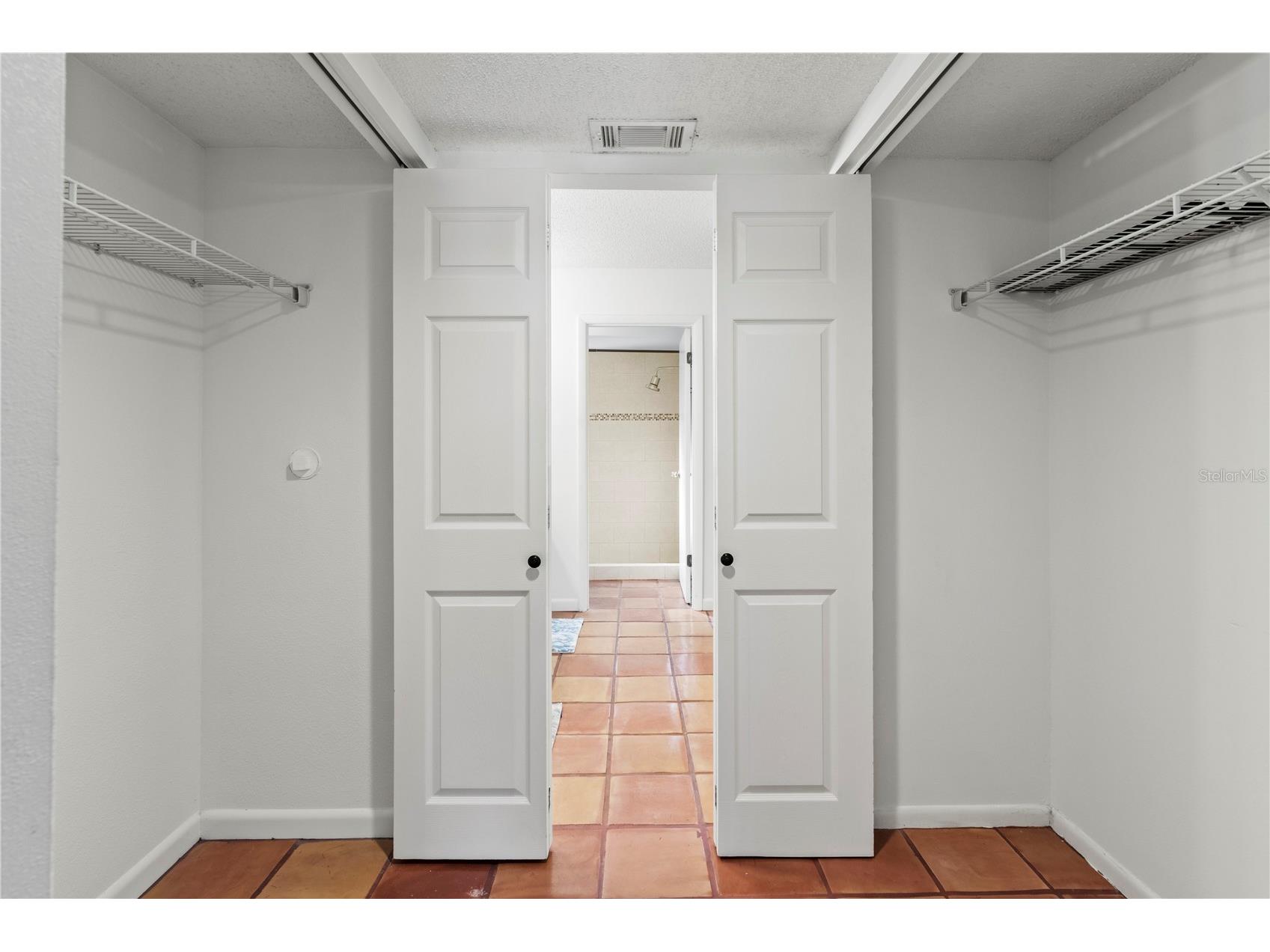 2375 Lakeside Mews #D2 Sarasota FL 34235 A4676142 image22