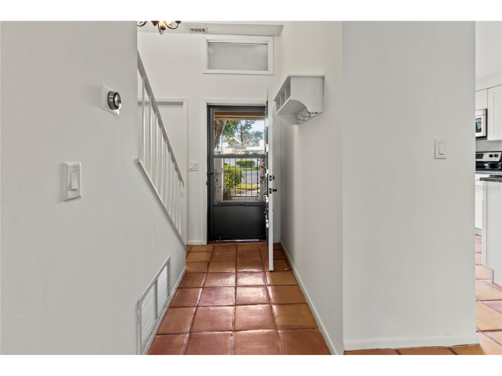 2375 Lakeside Mews #D2 Sarasota FL 34235 A4676142 image25