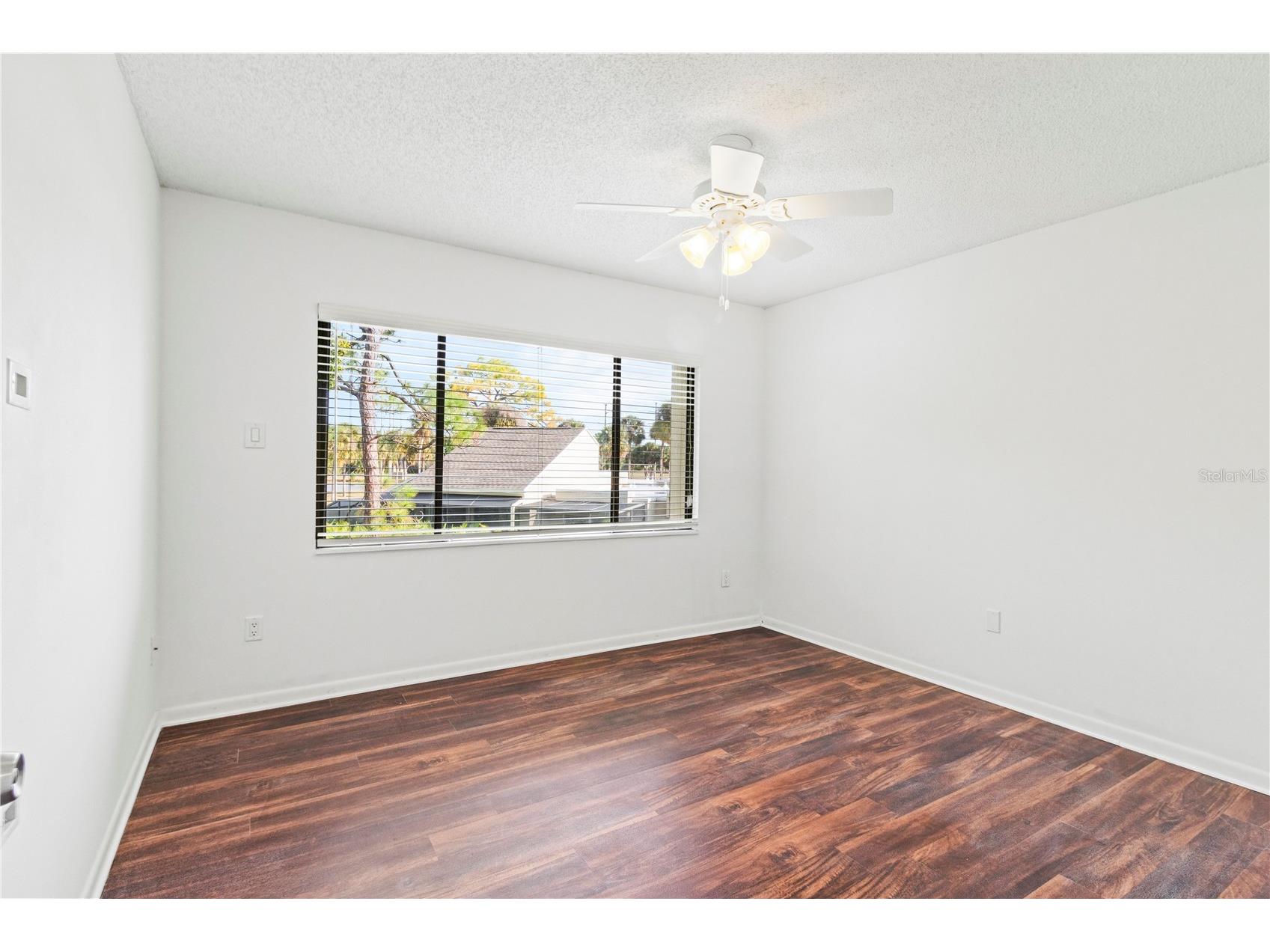 2375 Lakeside Mews #D2 Sarasota FL 34235 A4676142 image28