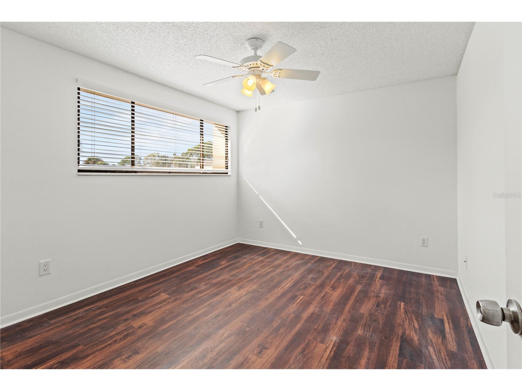 2375 Lakeside Mews #D2 Sarasota FL 34235 A4676142 image31