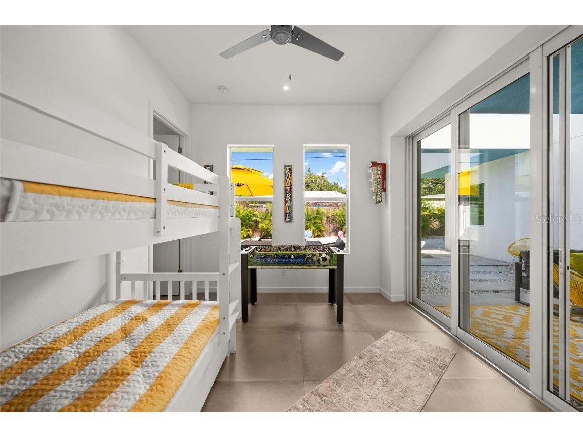 2375 Waldemere Street Sarasota FL 34239 A4654505 image24