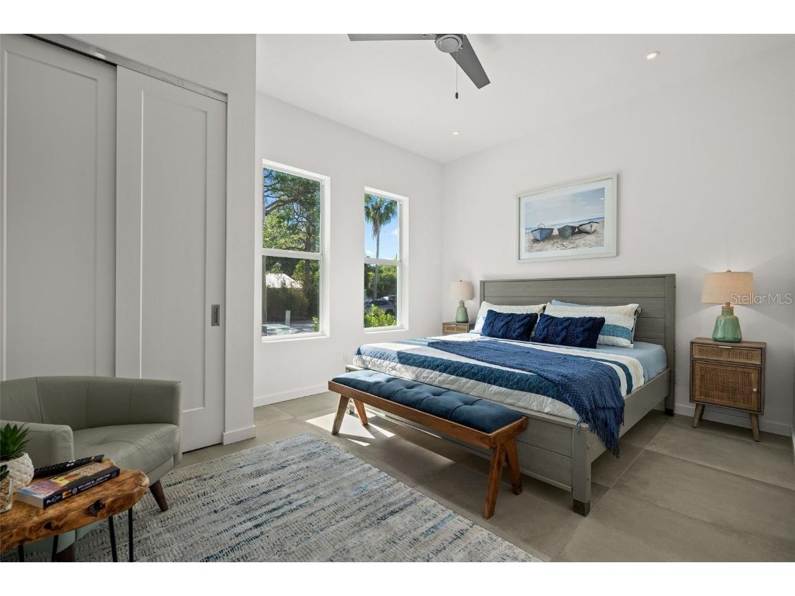 2375 Waldemere Street Sarasota FL 34239 A4654505 image27