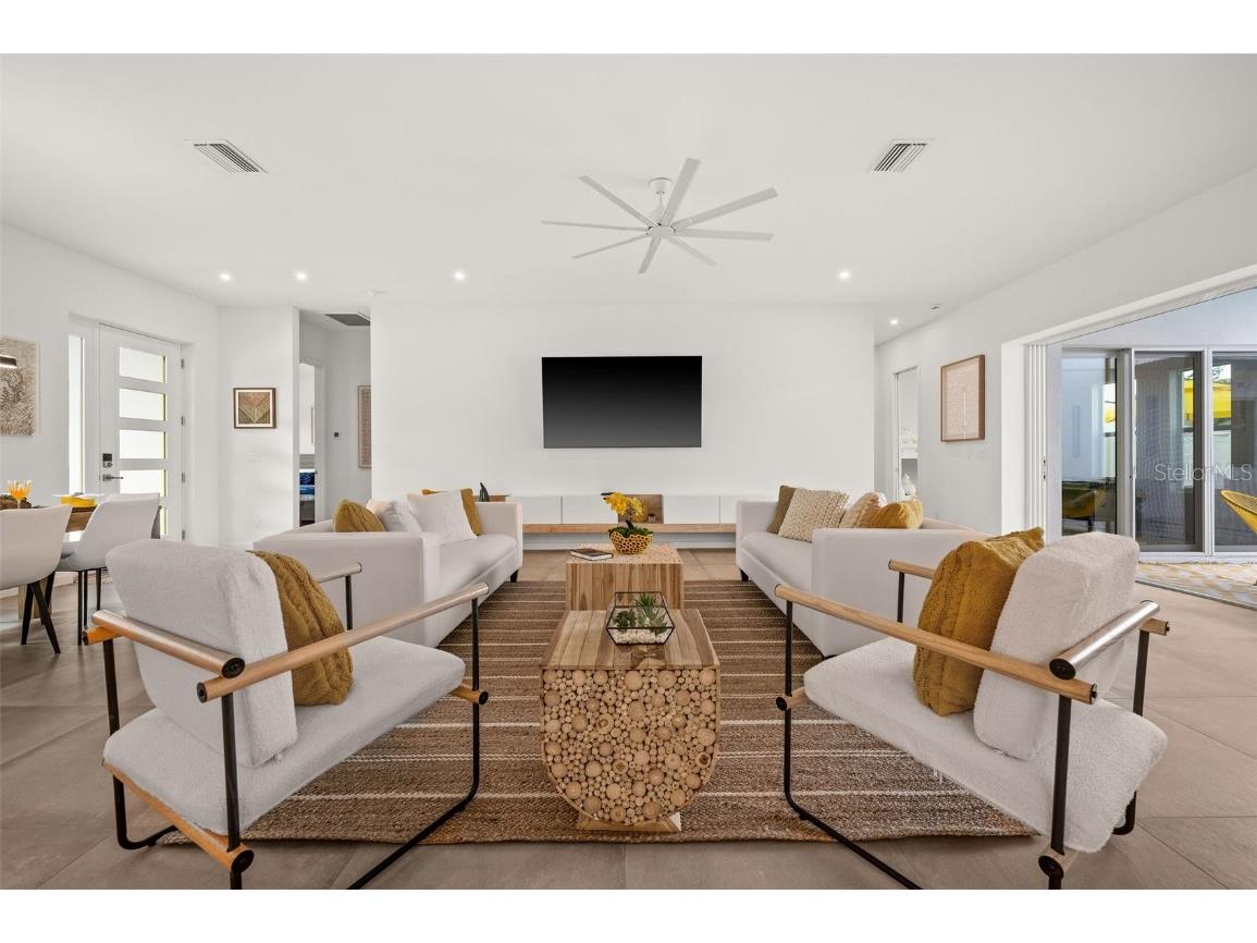 2375 Waldemere Street Sarasota FL 34239 A4654505 image3