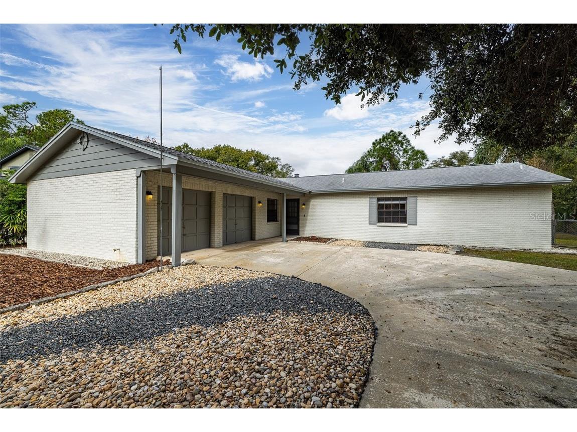 23755 Lake Hills Drive Lutz FL 33559 T3414729 image1