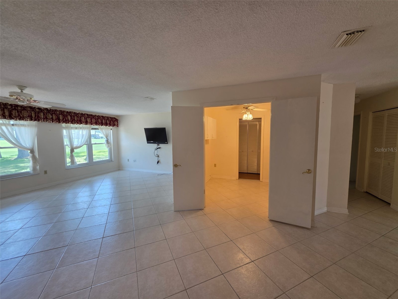 2376 Bent Pine Court Spring Hill FL 34606 W7883024 image5