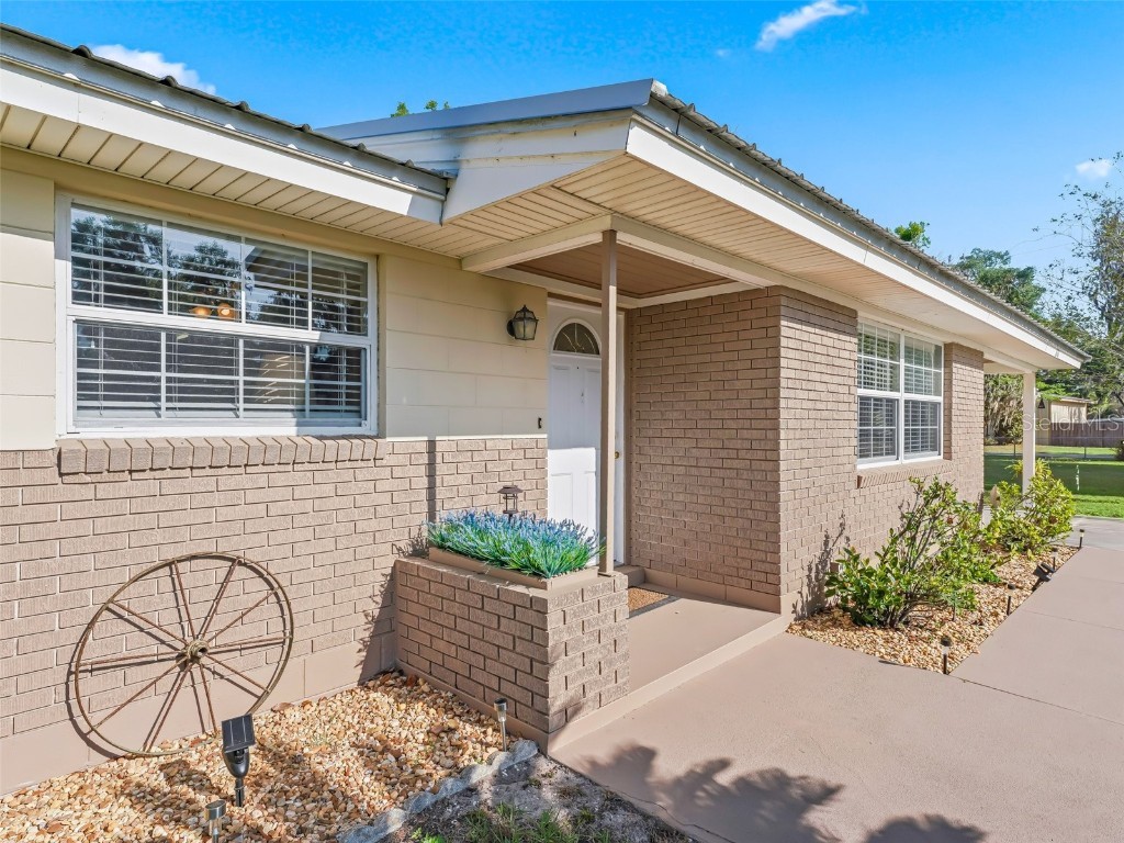 2376 Cr 444 Lake Panasoffkee FL 33538 G5104453 image10