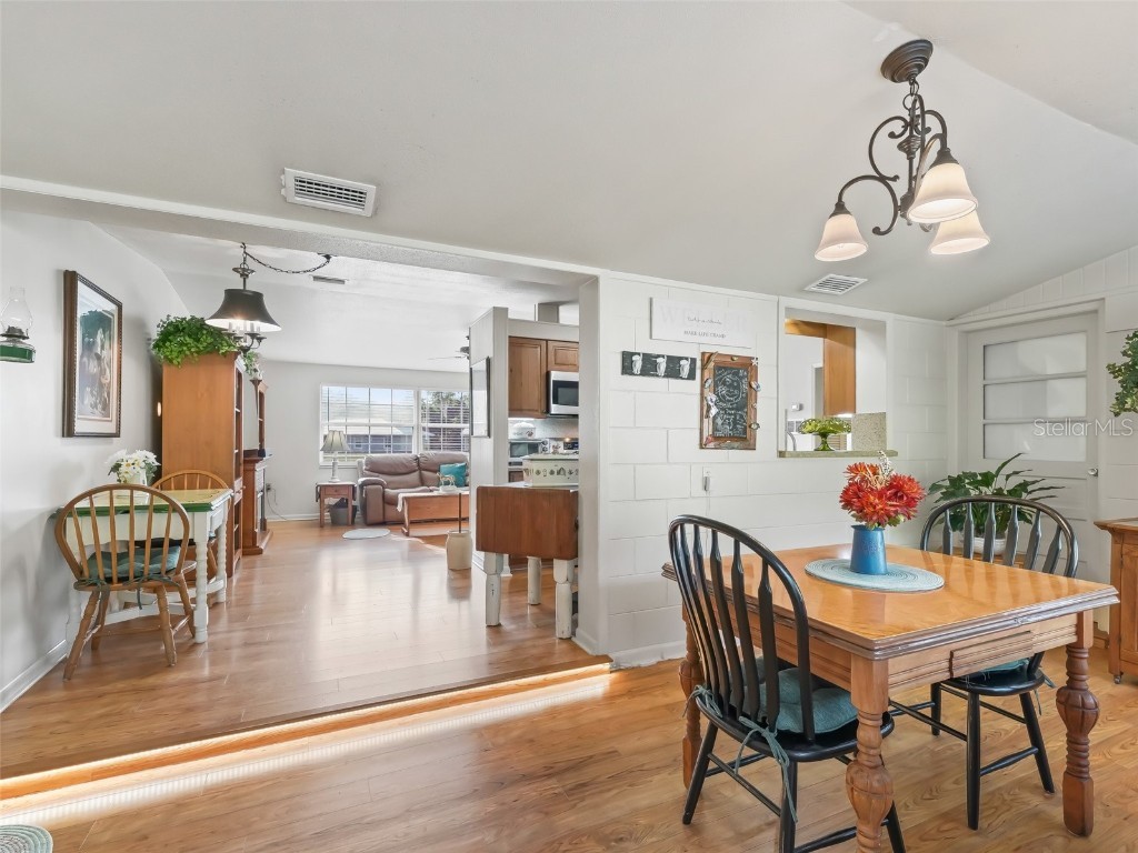 2376 Cr 444 Lake Panasoffkee FL 33538 G5104453 image19