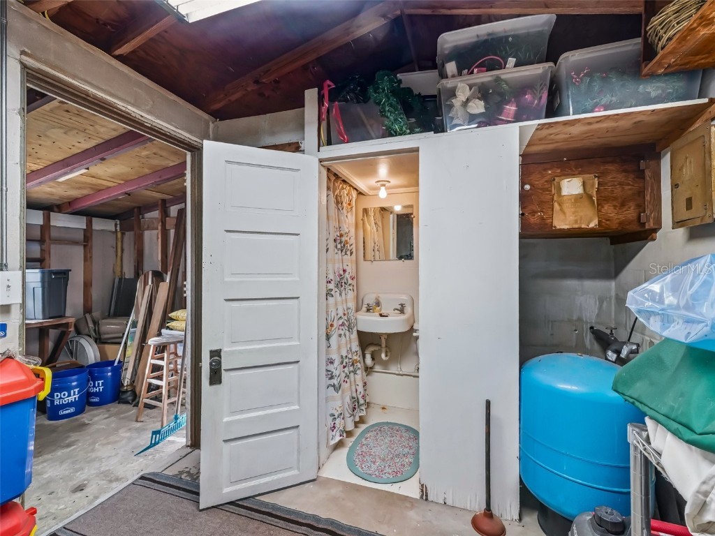 2376 Cr 444 Lake Panasoffkee FL 33538 G5104453 image43