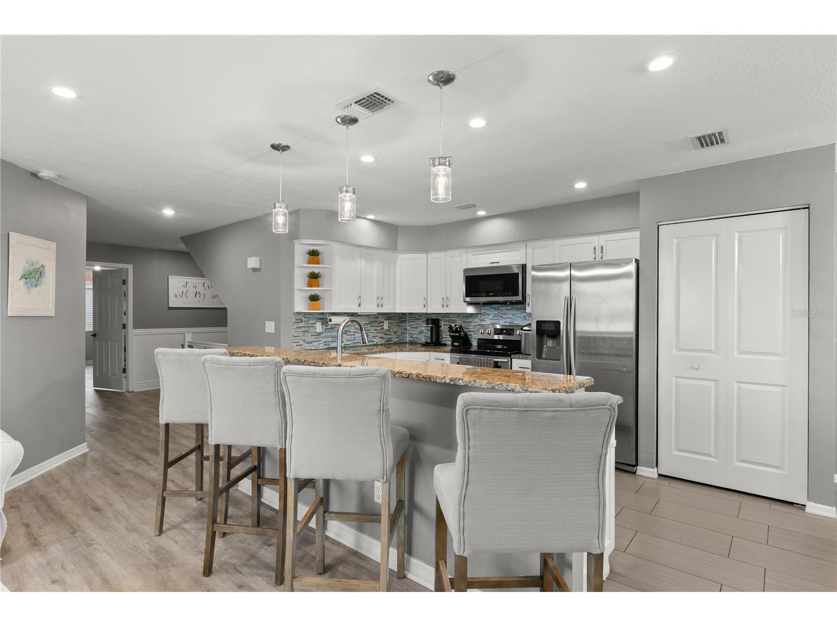 2376 Hanover Drive Dunedin FL 34698 TB8527945 image12