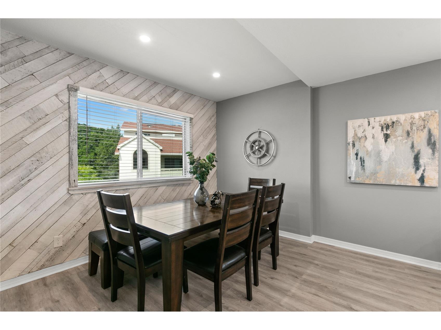 2376 Hanover Drive Dunedin FL 34698 TB8527945 image13