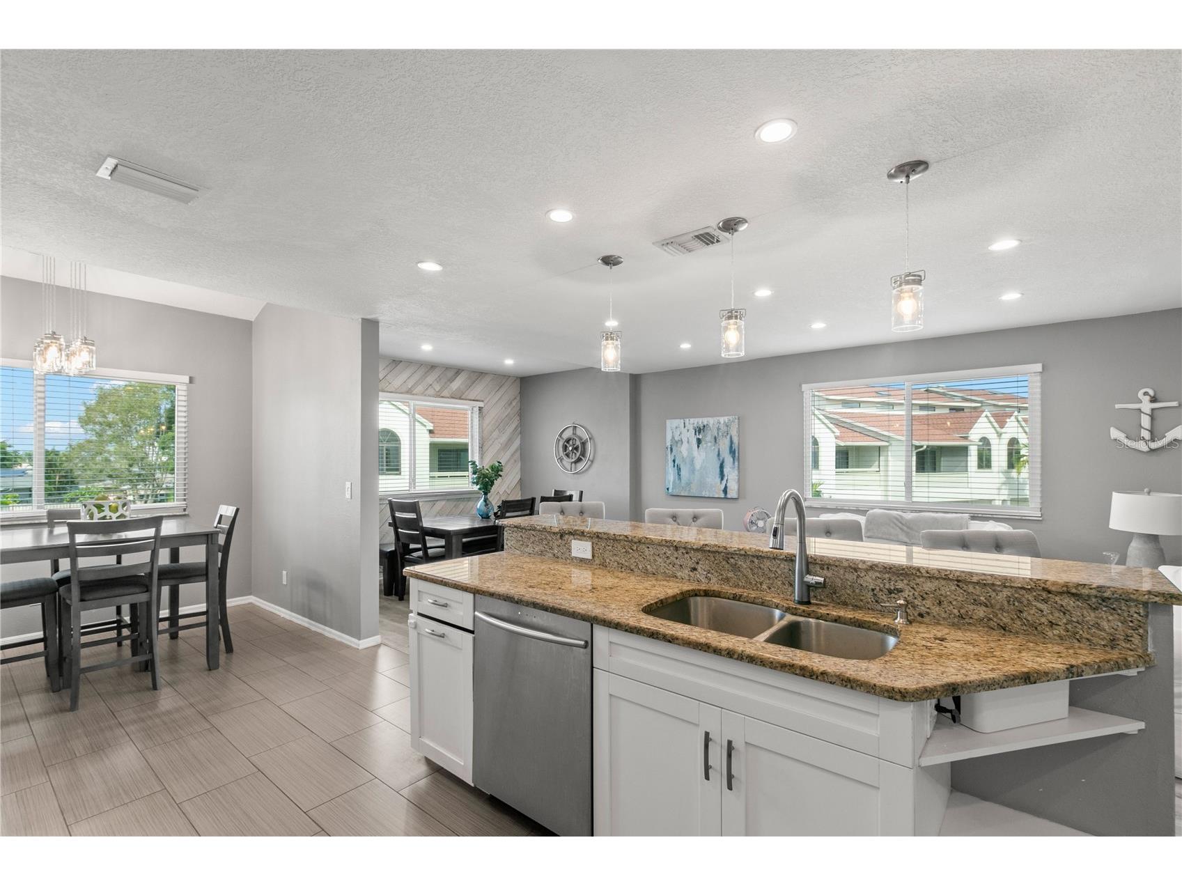 2376 Hanover Drive Dunedin FL 34698 TB8527945 image9