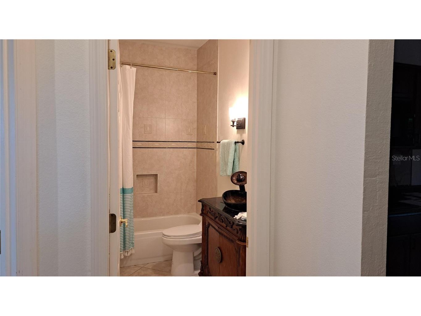 2377 Burton Lane Sarasota FL 34239 O6367915 image20