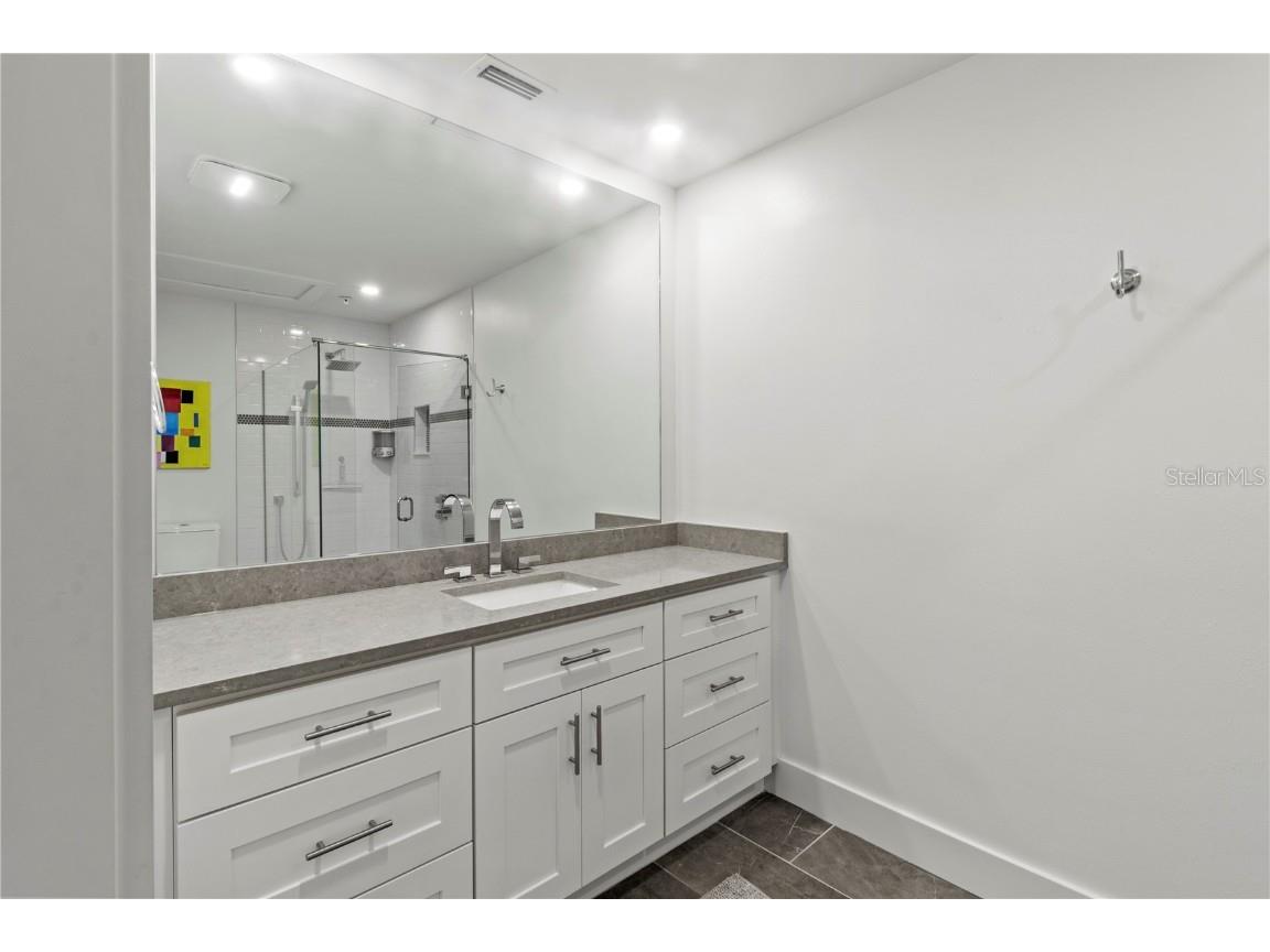 2377 Harbour Oaks Drive Longboat Key FL 34228 TB8412756 image12