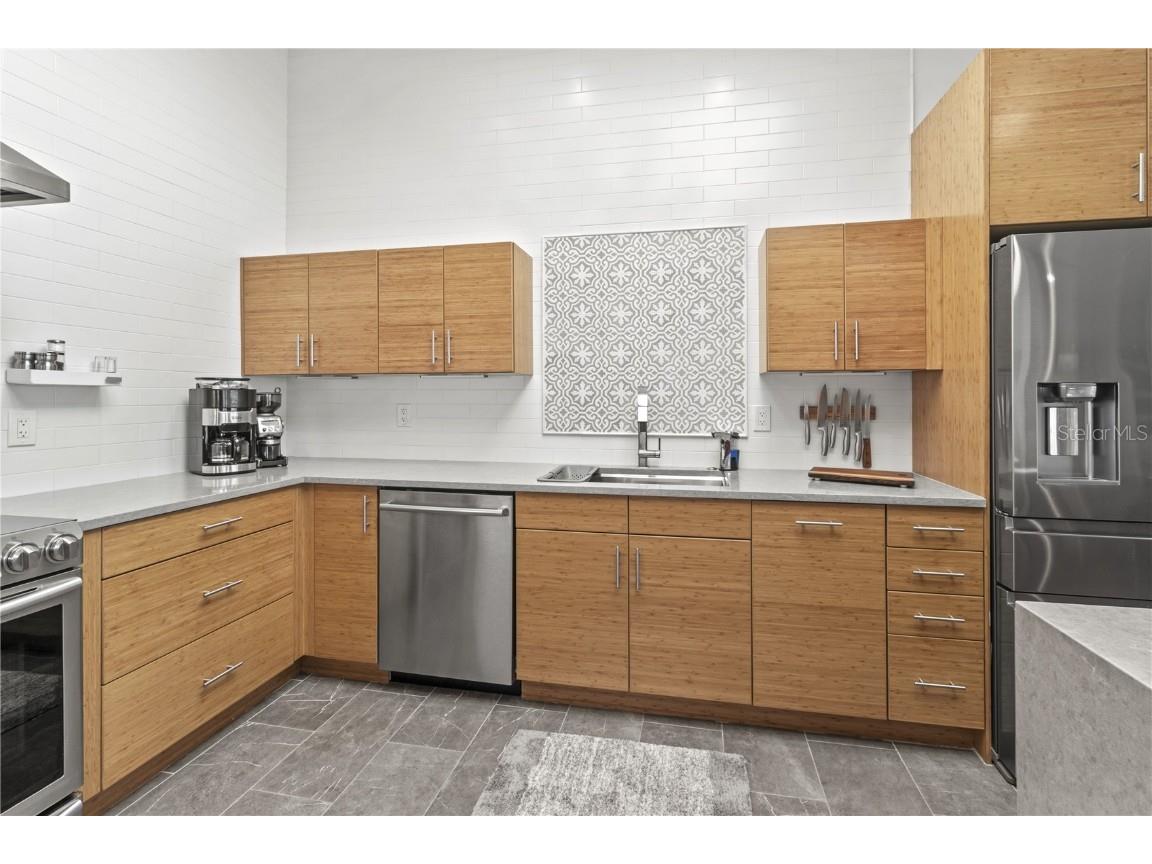 2377 Harbour Oaks Drive Longboat Key FL 34228 TB8412756 image26