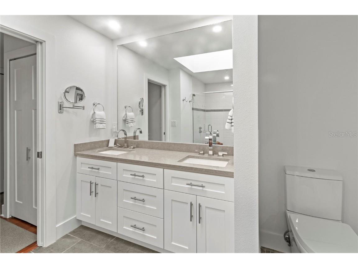 2377 Harbour Oaks Drive Longboat Key FL 34228 TB8412756 image34