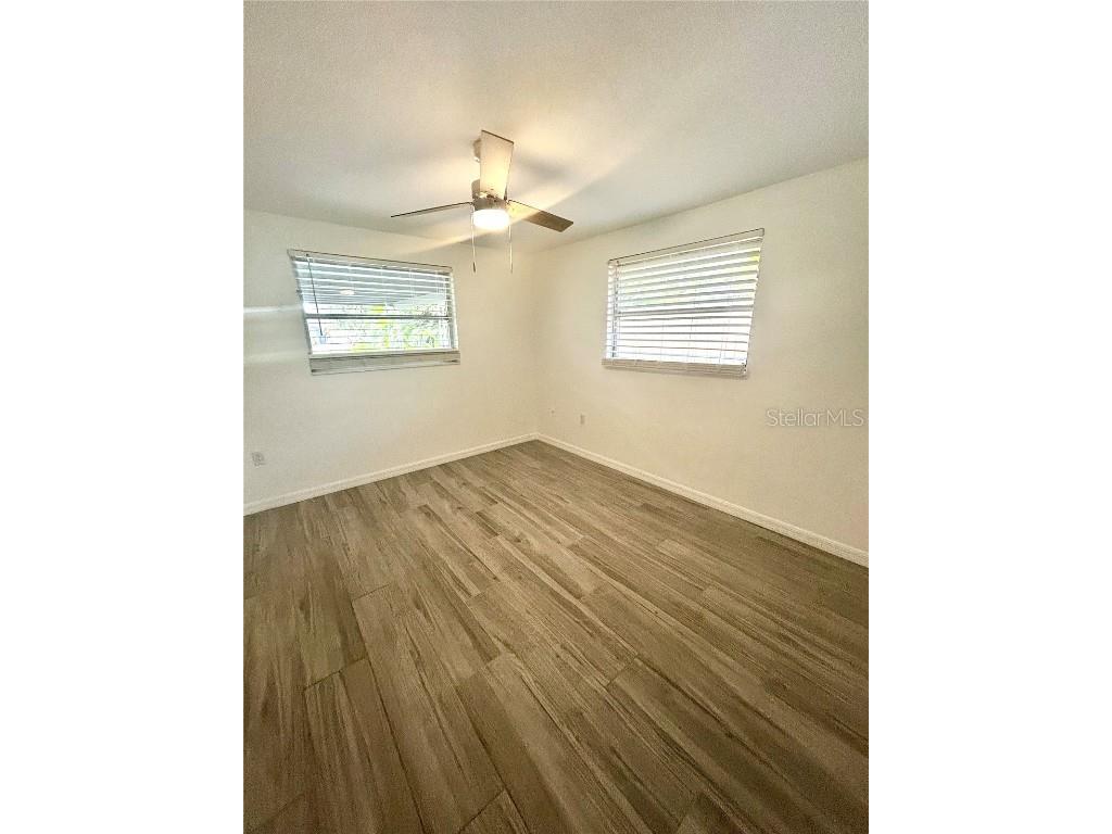 2377 Main Street Sarasota FL 34237 A4670564 image5