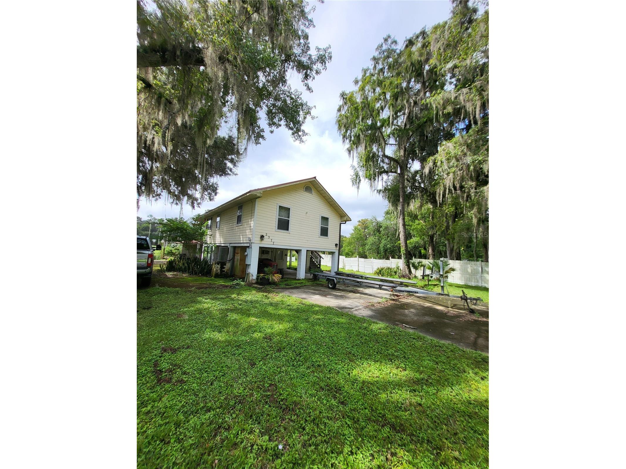 2377 NW 34th Place Lake Panasoffkee FL 33538 - OUTLET RIVER TB8459963 image29