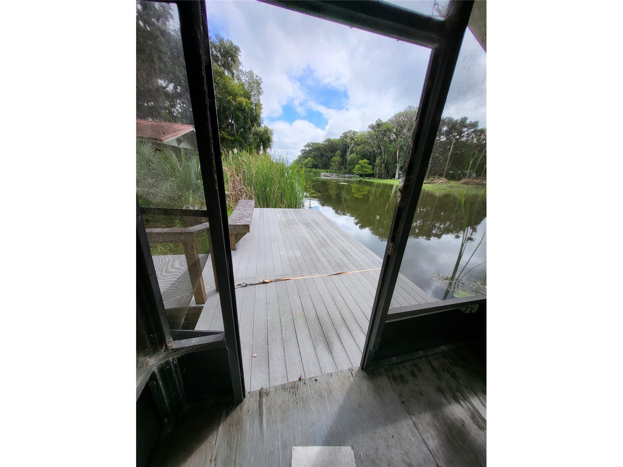 2377 NW 34th Place Lake Panasoffkee FL 33538 - OUTLET RIVER TB8459963 image7