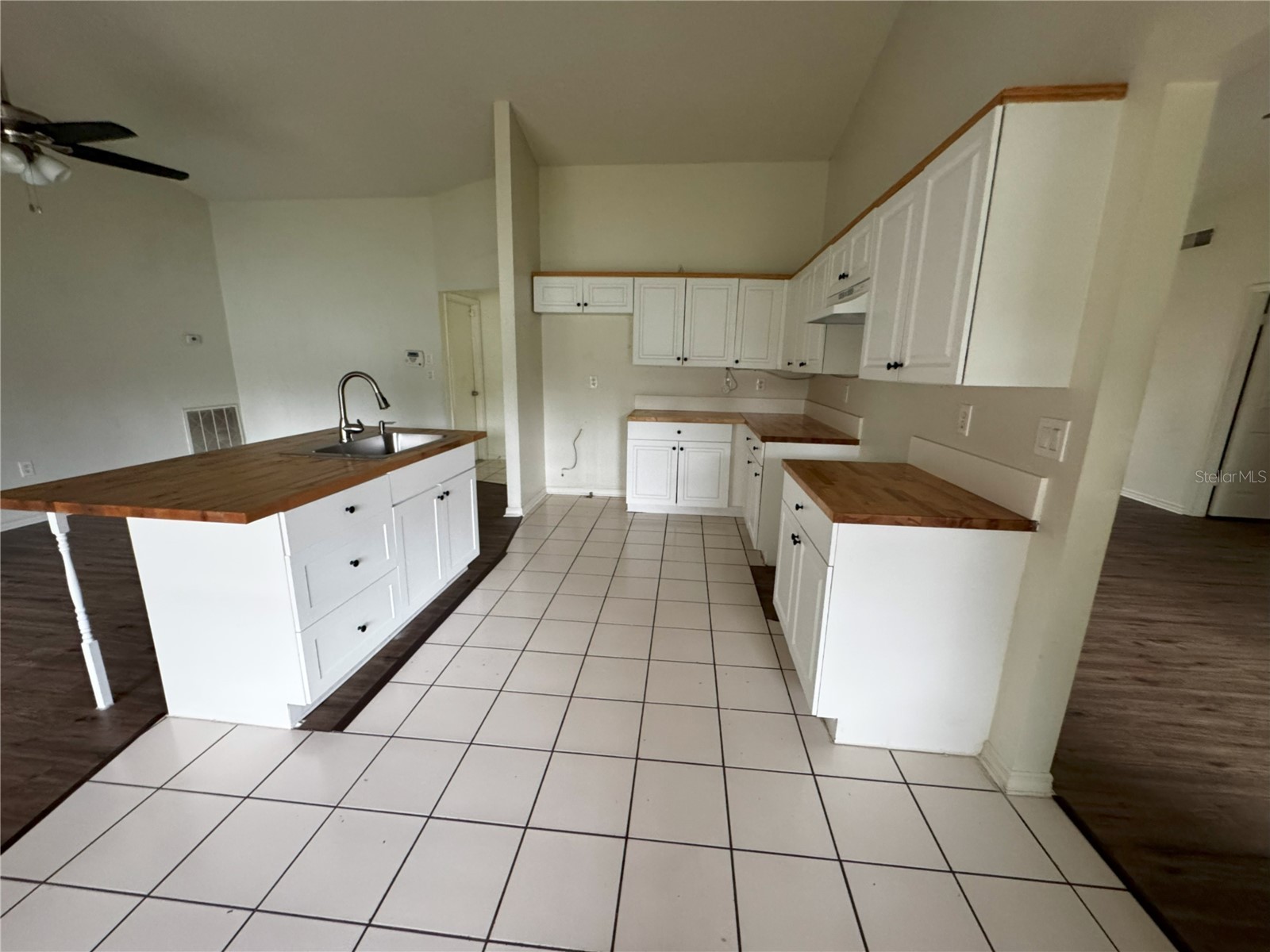 2378 Comerwood Drive Spring Hill FL 34609 TB8511922 image6