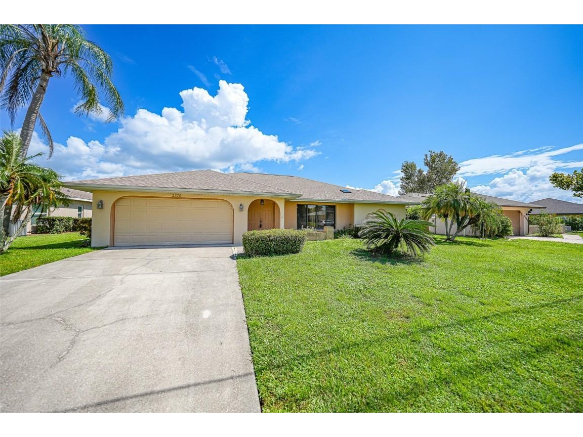 2378 Rio De Janeiro Avenue Punta Gorda FL 33983 C7498204 image1