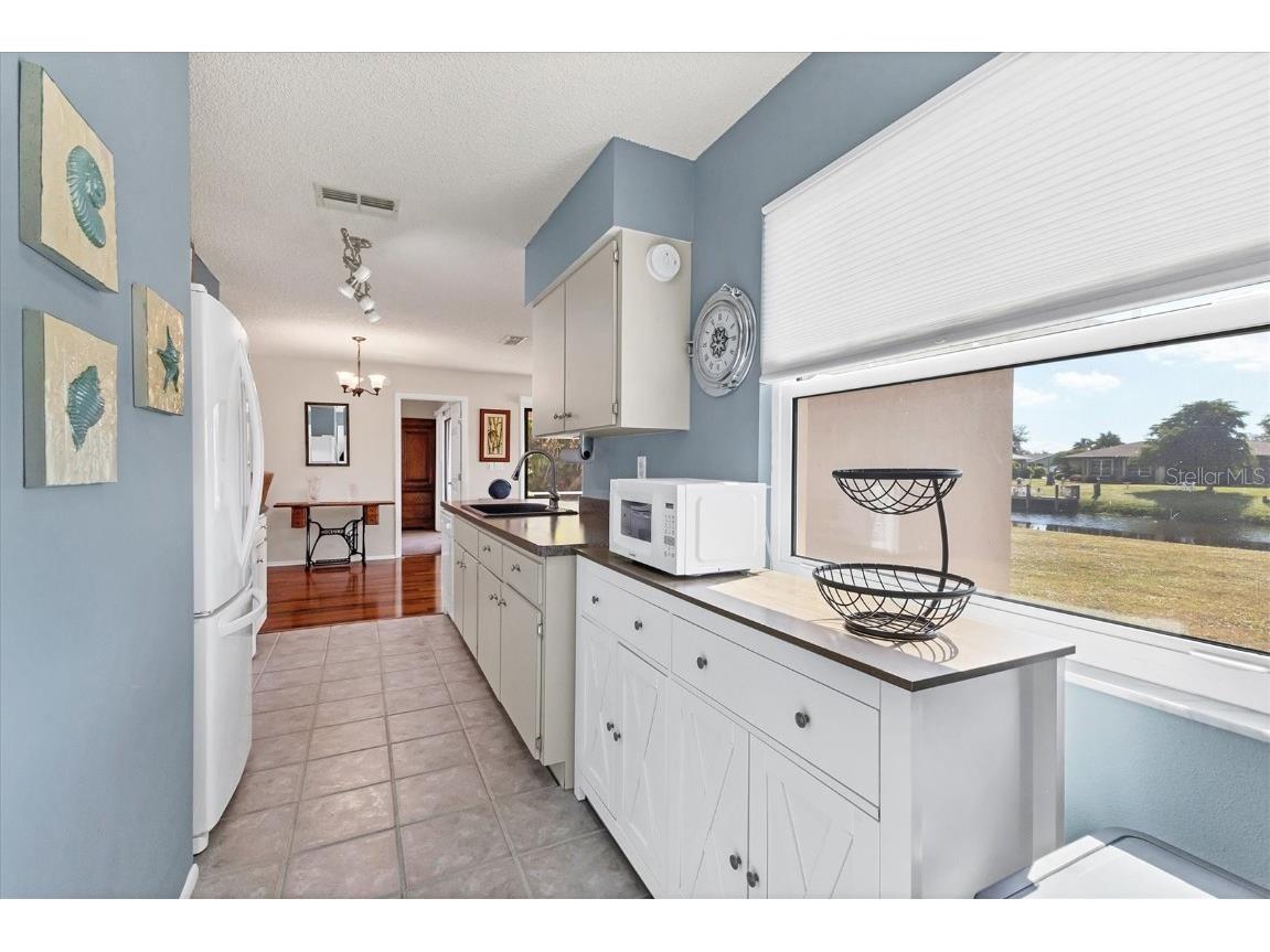 238 Annapolis Lane Rotonda West FL 33947 D6144604 image16