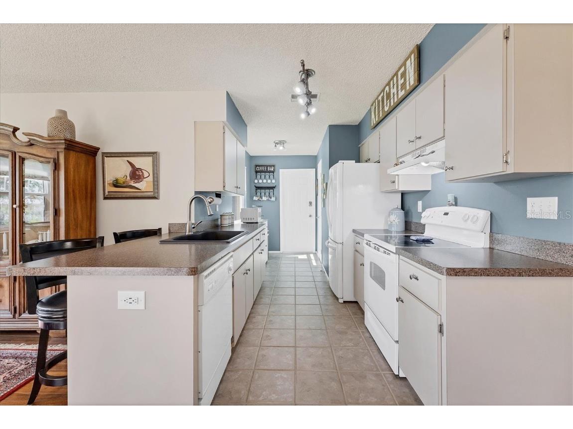 238 Annapolis Lane Rotonda West FL 33947 D6144604 image4