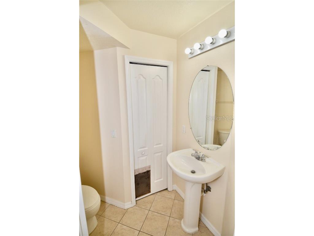 238 Cape Harbour Loop #102 Bradenton FL 34212 A4671754 image5