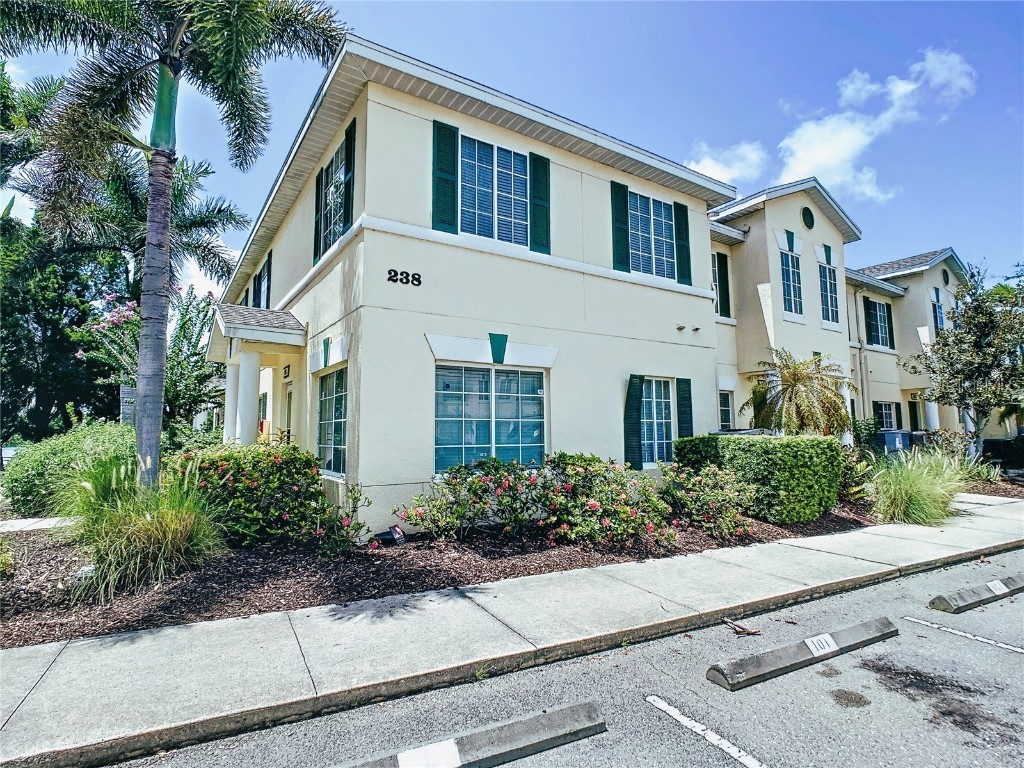 238 Cape Harbour Loop #106 Bradenton FL 34212 A4576825 image1