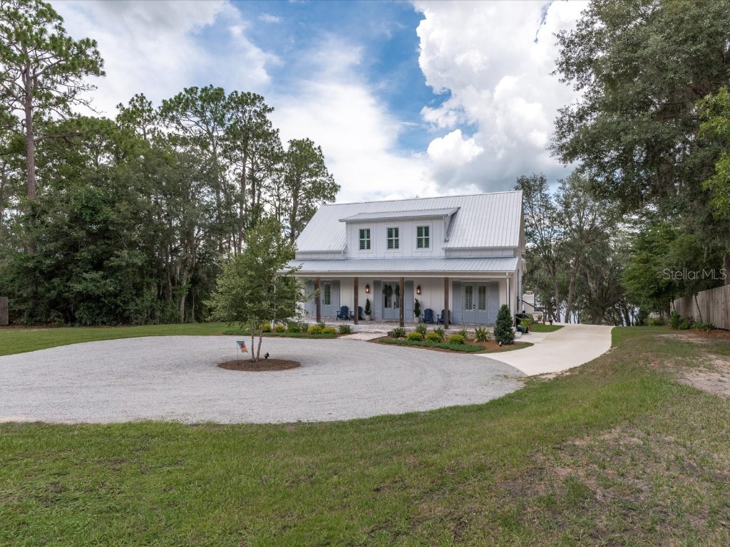 238 Cue Lake Drive Hawthorne FL 32640 - CUE LAKE GC523611 image1