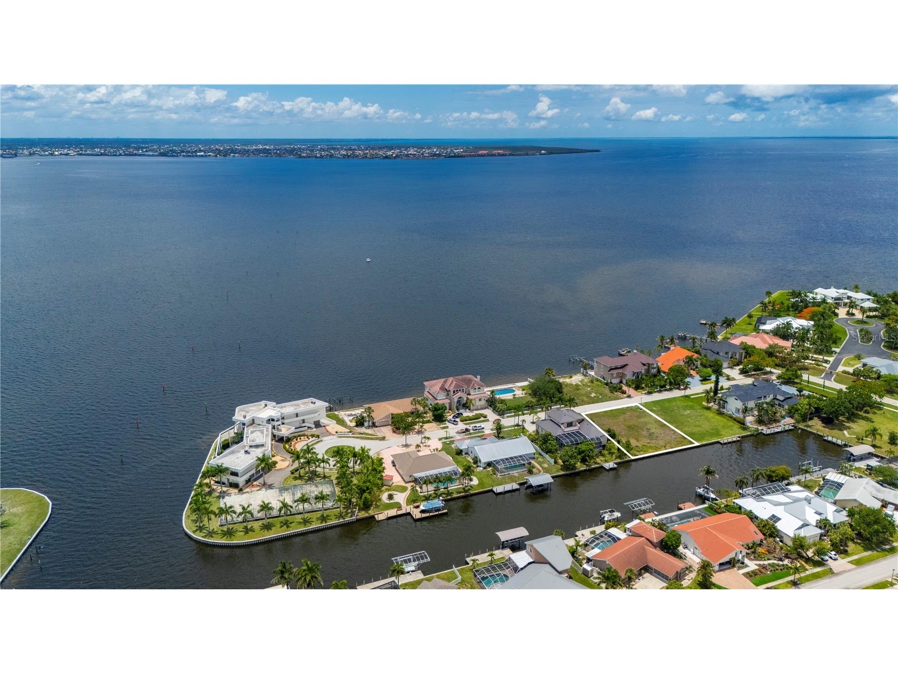 238 George Road SE Port Charlotte FL 33952 - FRY WATERWAY C7526791 image1