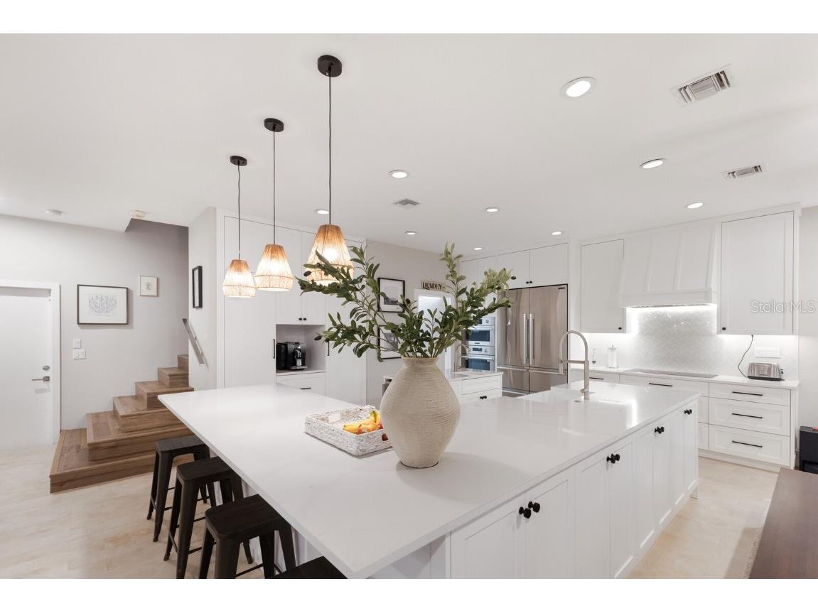 238 Island Circle Sarasota FL 34242 A4650032 image17