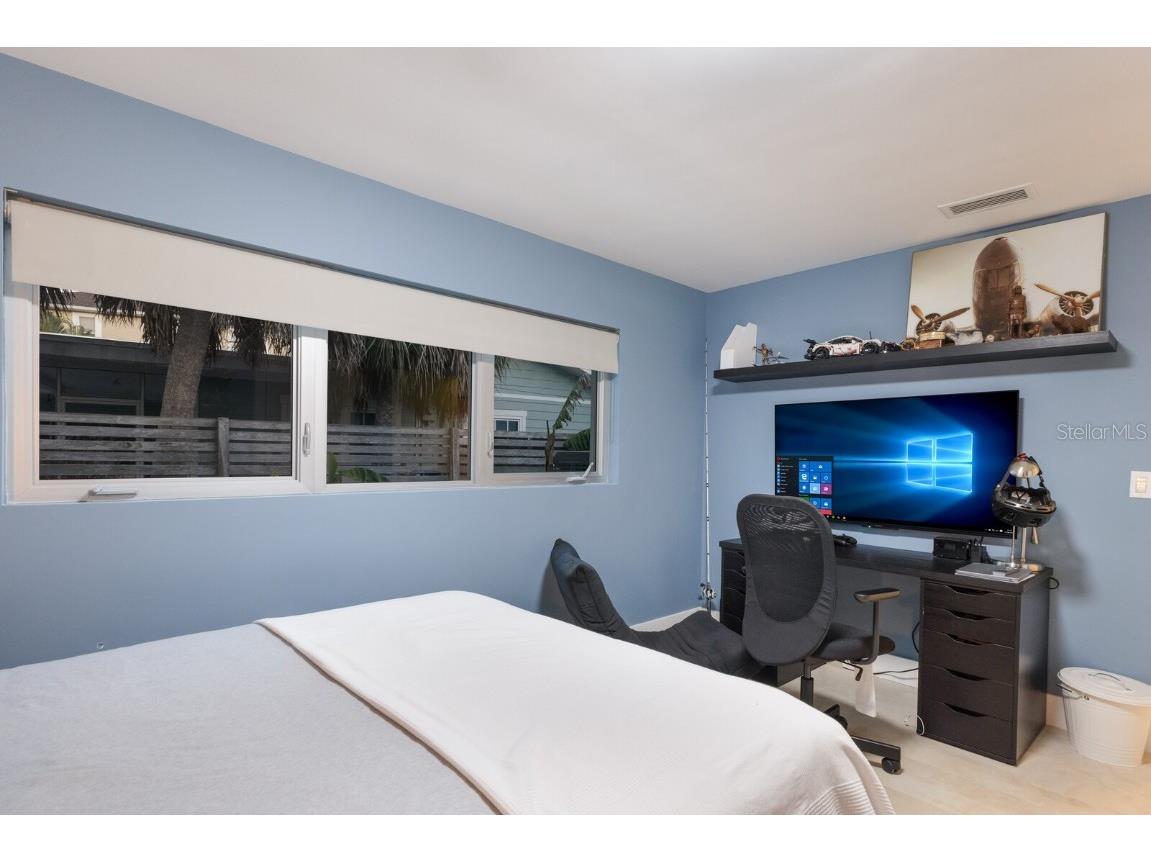 238 Island Circle Sarasota FL 34242 A4650032 image29