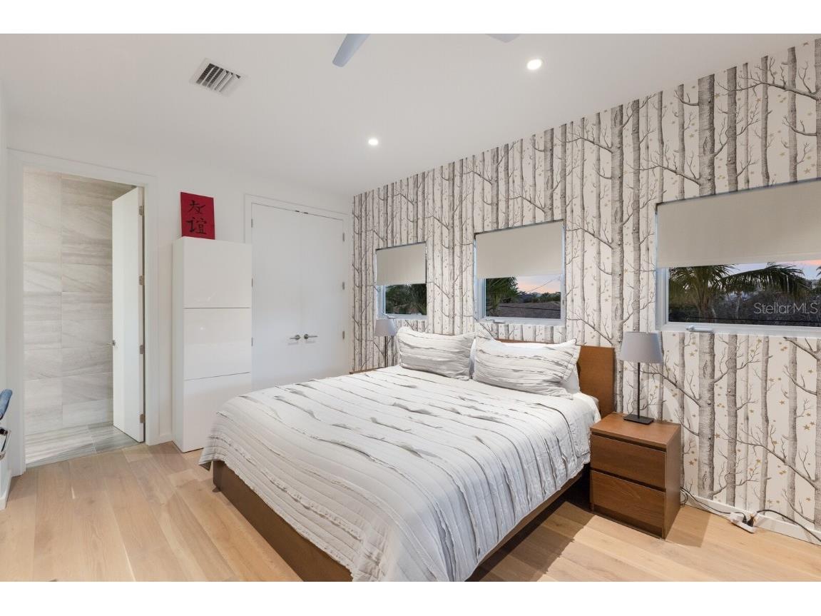 238 Island Circle Sarasota FL 34242 A4650032 image34