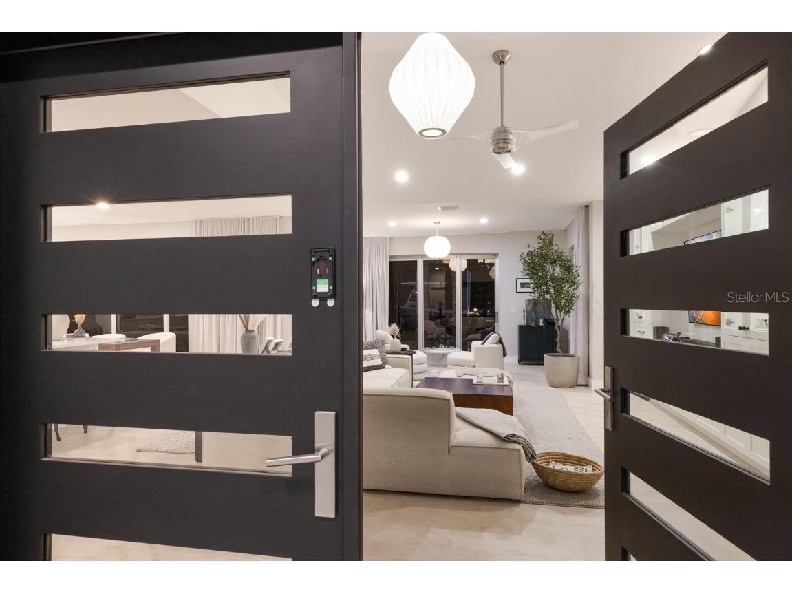 238 Island Circle Sarasota FL 34242 A4650032 image4