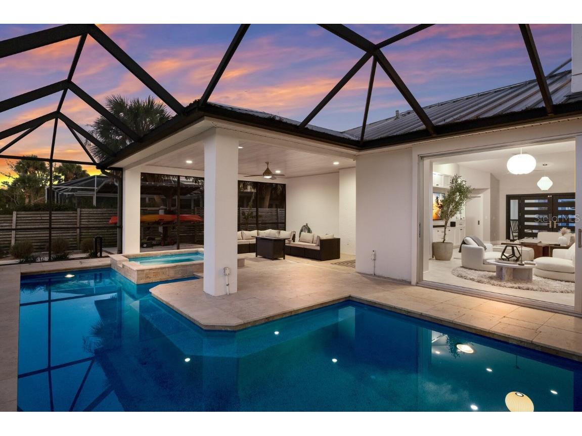 238 Island Circle Sarasota FL 34242 A4650032 image46