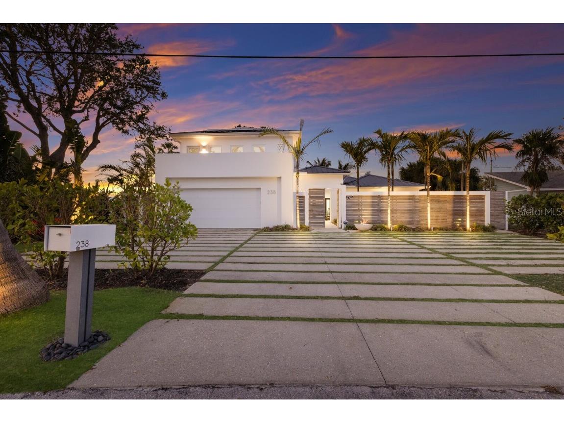 238 Island Circle Sarasota FL 34242 A4650032 image5