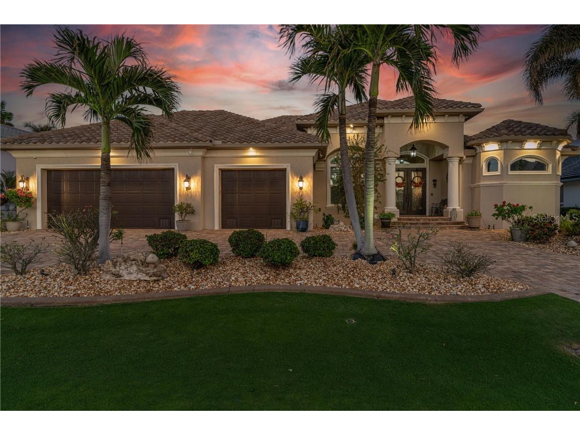 238 Lido Drive Punta Gorda FL 33950 - LOOK DOWN COVE CANAL C7515109 image4