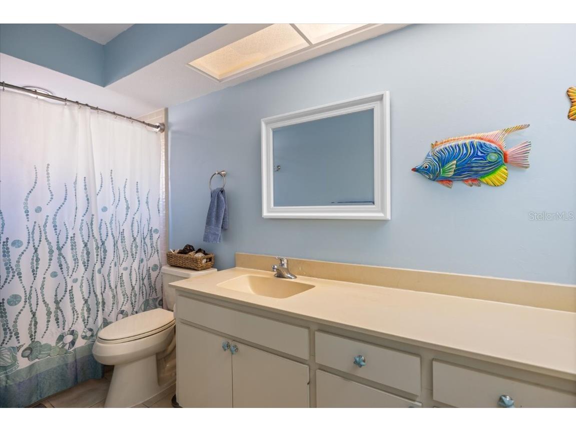 238 Lookout Point Drive Osprey FL 34229 A4671468 image16