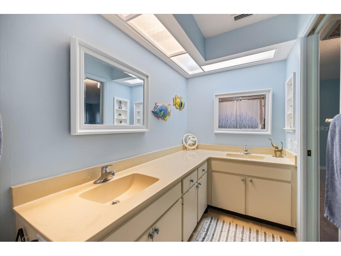 238 Lookout Point Drive Osprey FL 34229 A4671468 image17