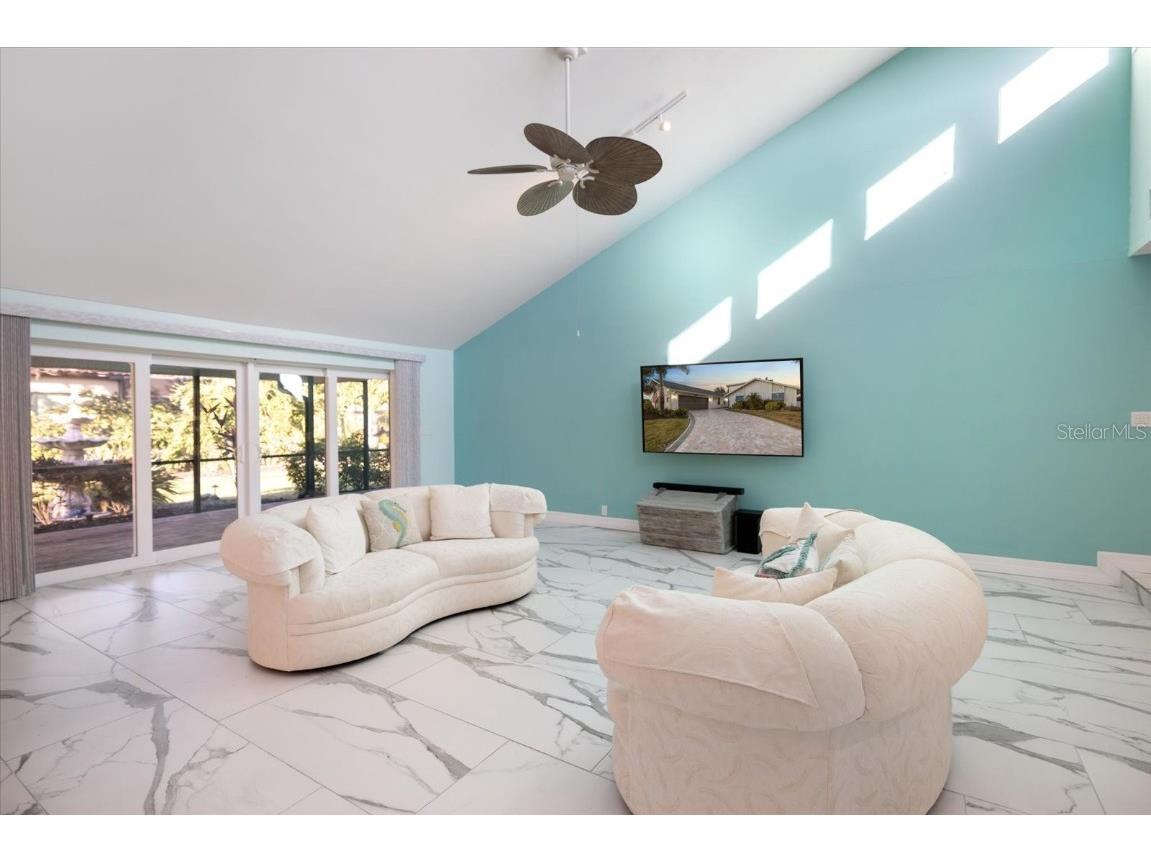 238 Lookout Point Drive Osprey FL 34229 A4671468 image4