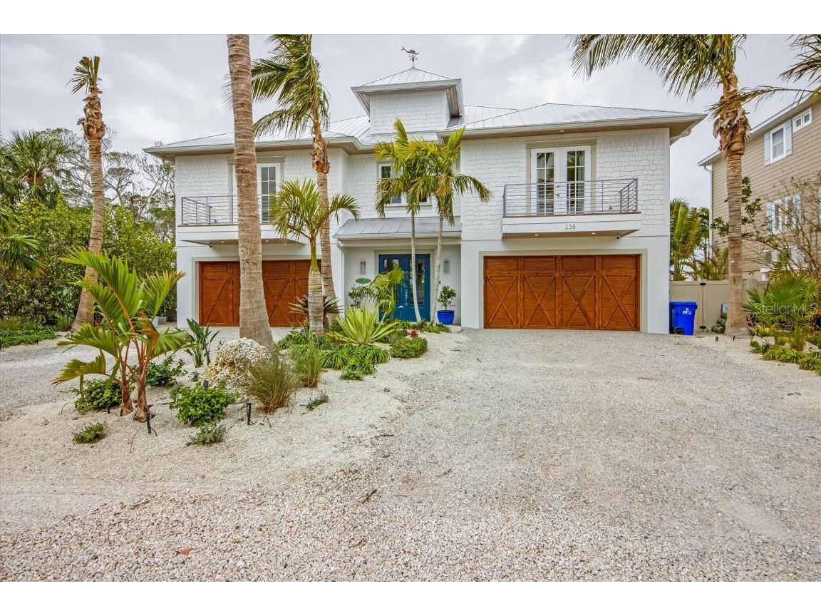 238 Oak Avenue Anna Maria FL 34216 A4644381 image1