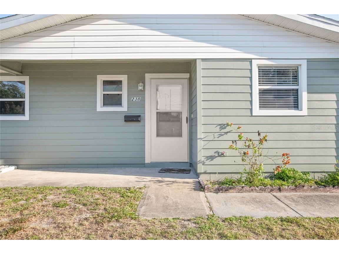 238 Oakleigh Drive #180 Deland FL 32724 V4936740 image1