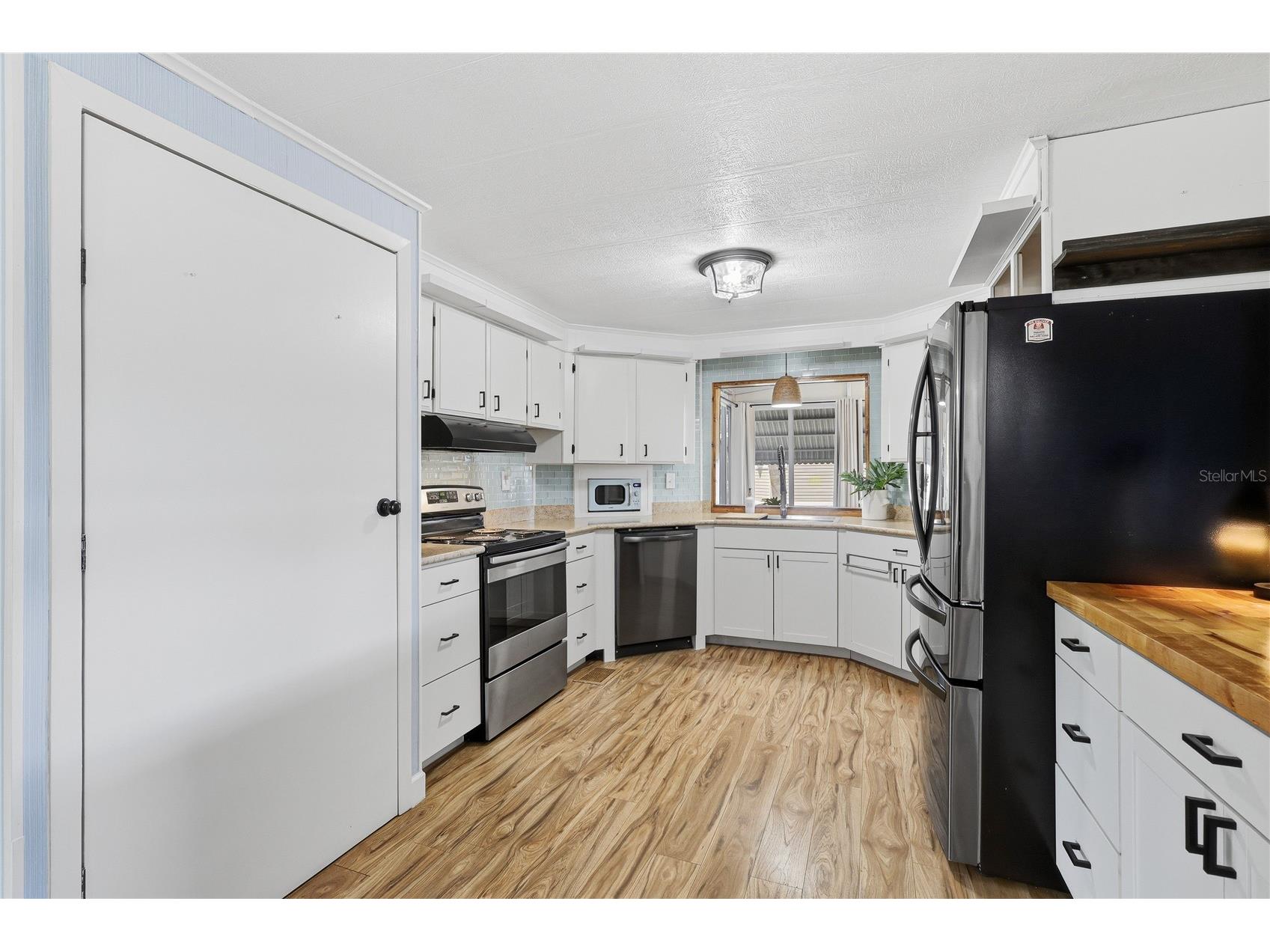 238 Palm Air Drive Osprey FL 34229 A4689837 image11