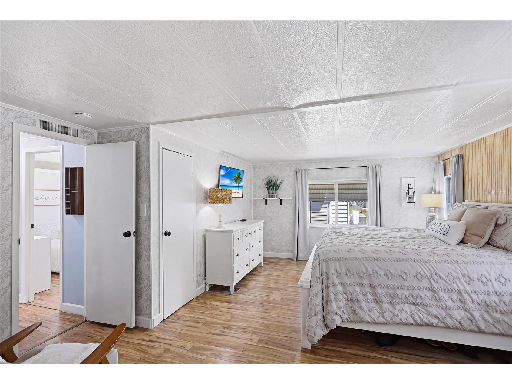 238 Palm Air Drive Osprey FL 34229 A4689837 image21
