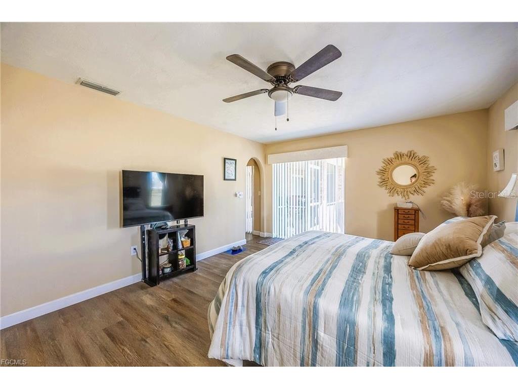 238 SE 9th Terrace Cape Coral FL 33990 C7523727 image25
