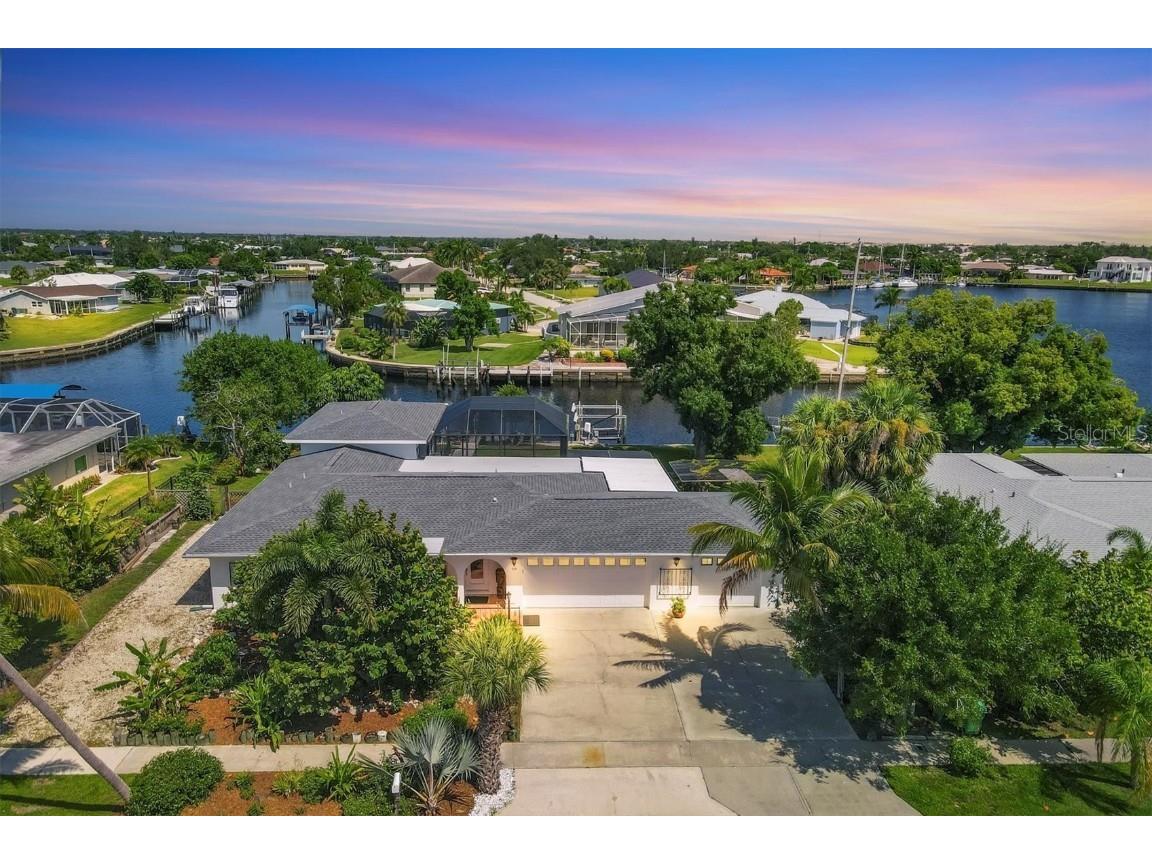 238 Stebbins Terrace SE Port Charlotte FL 33952 - EDGEWATER LAKE C7497295 image1